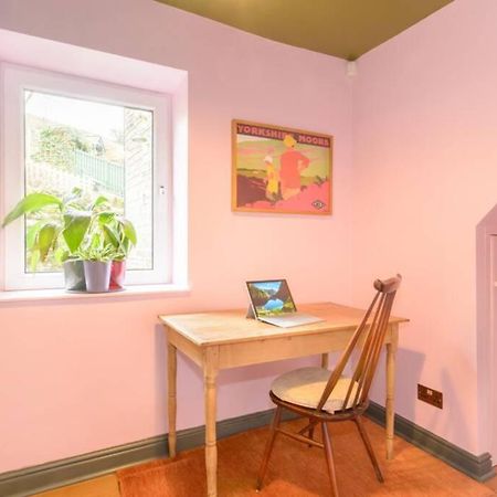 Entire Cottage In The Beautiful Calder Valley Halifax Exteriör bild